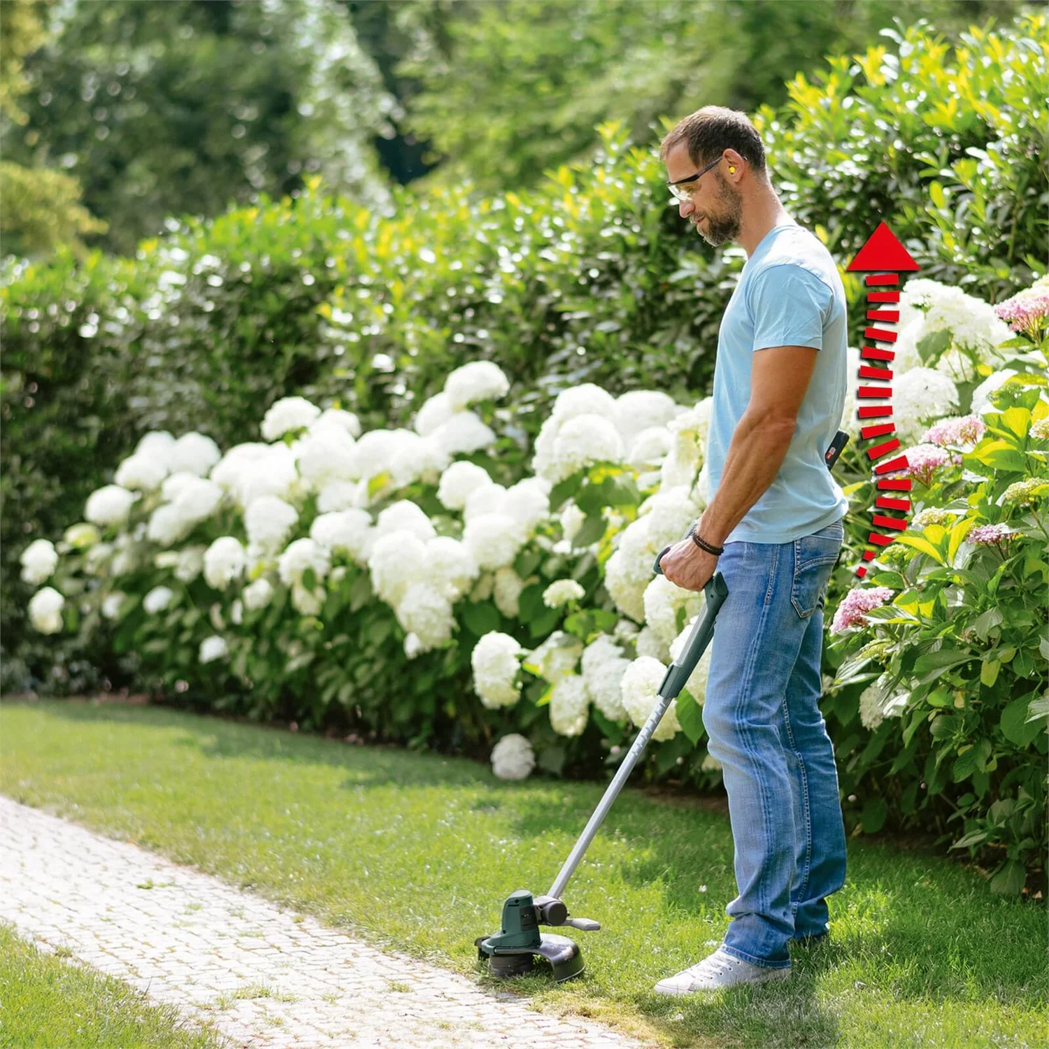 Bosch 18-260 26cm 18V UniversalGrassCut Grass Trimmer - Image 3