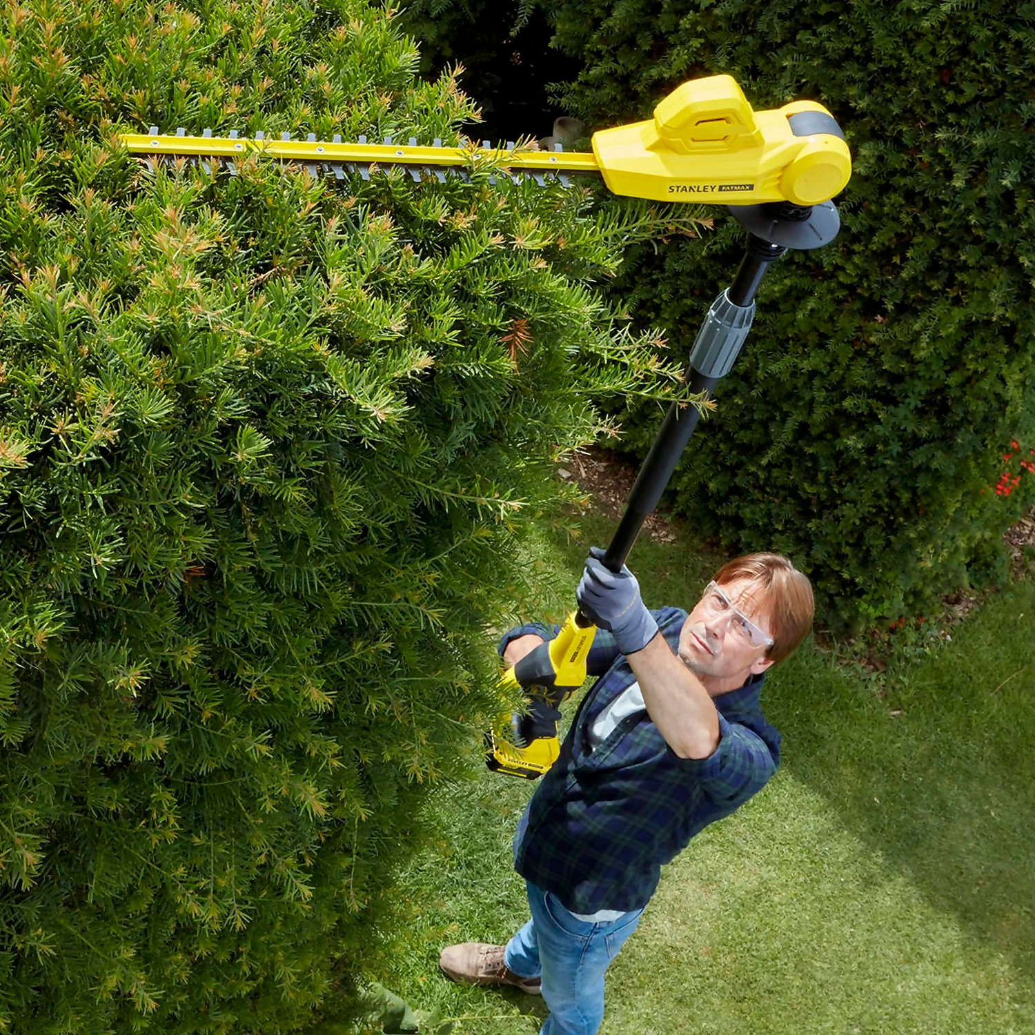 STANLEY FATMAX V20 18V Cordless Pole Hedge Trimmer 45cm (Sfmcph845M1-Gb) - Image 3