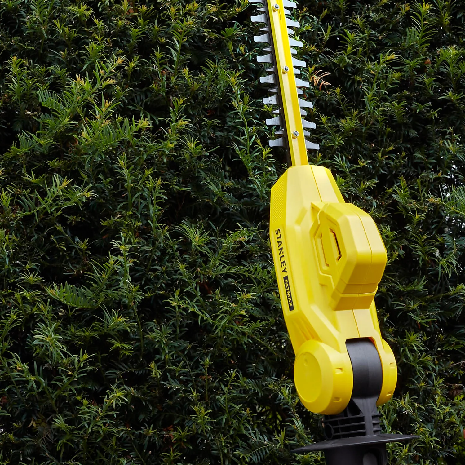 STANLEY FATMAX V20 18V Cordless Pole Hedge Trimmer 45cm (Sfmcph845M1-Gb) - Image 7