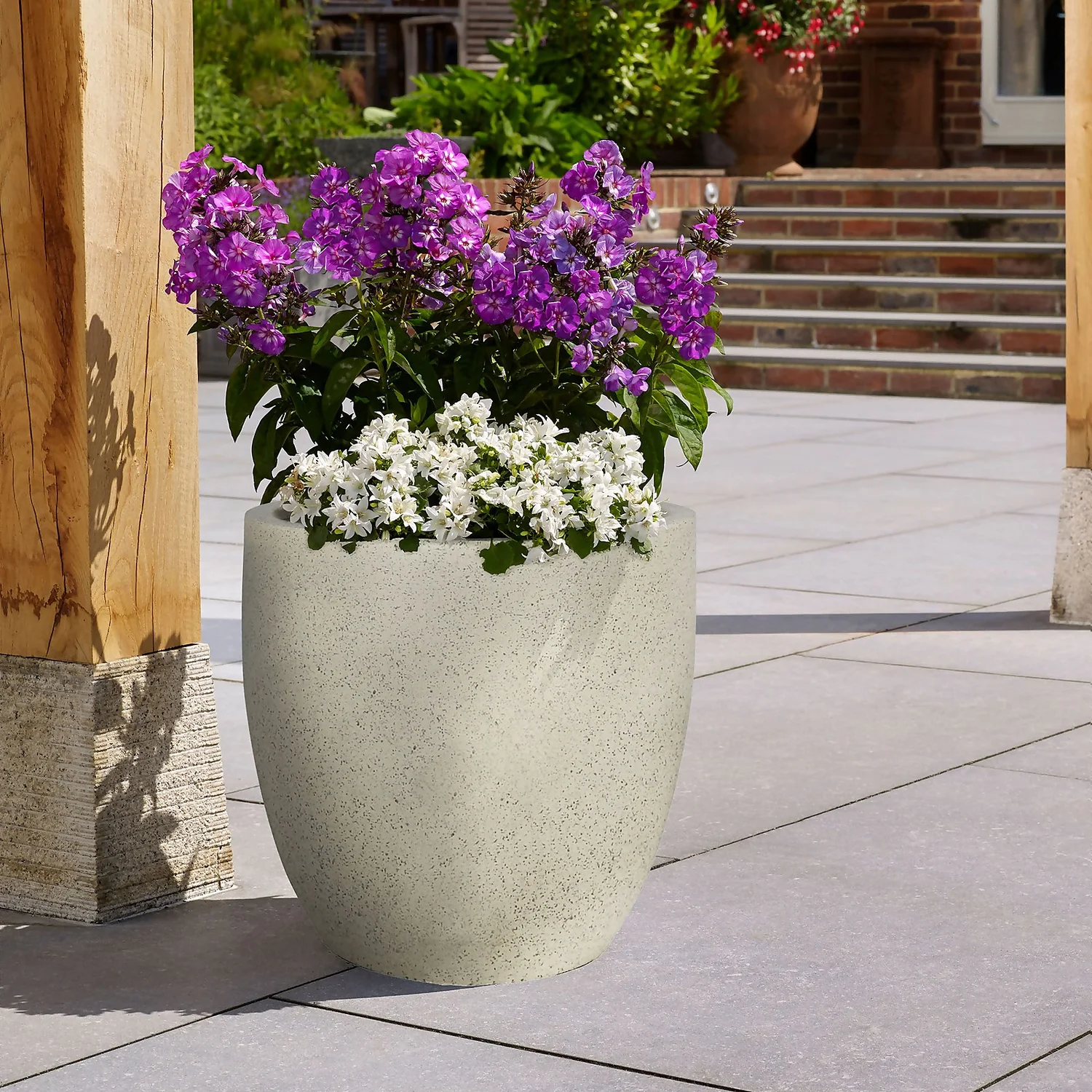 Sierra Cream Egg Garden Pot - 38cm - Image 2