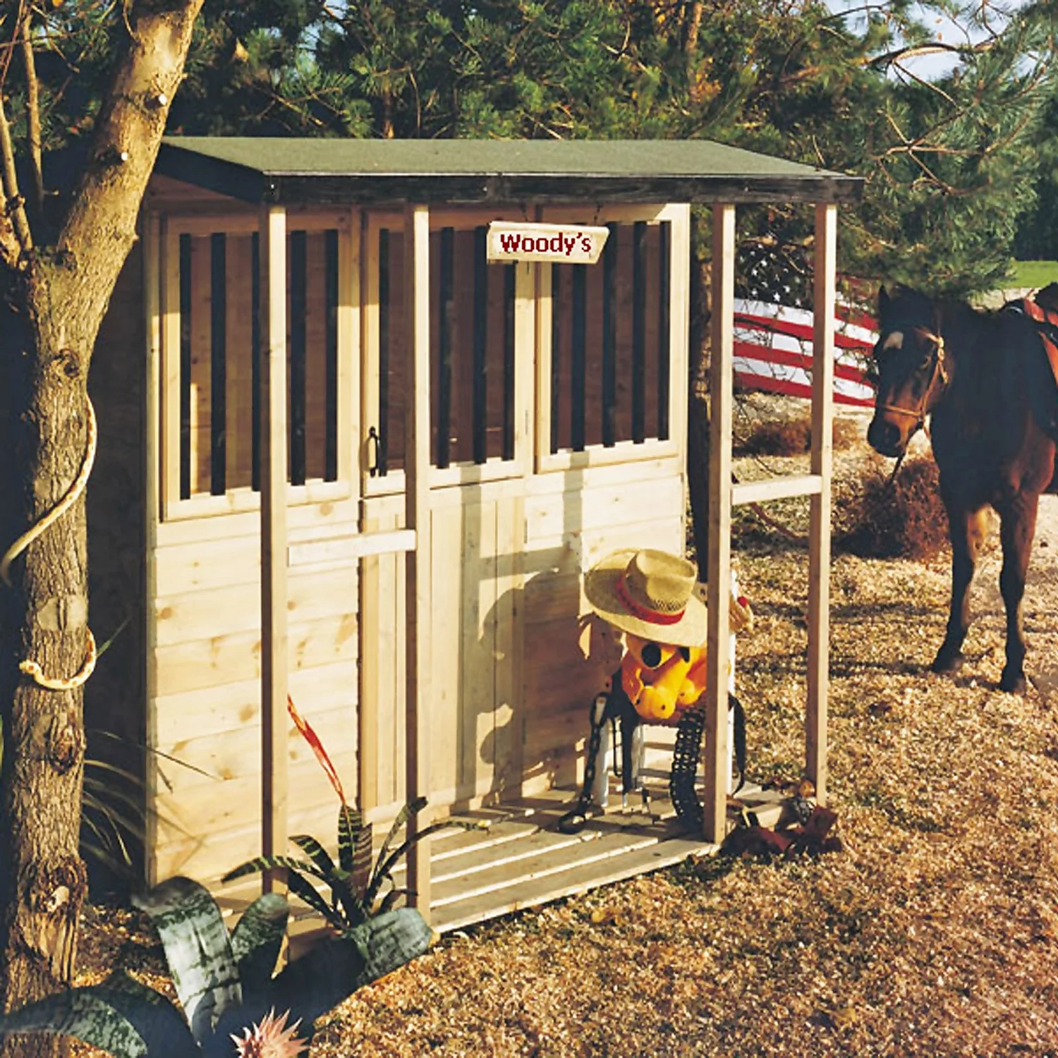 Shire 6 X 6ft Kids Jailhouse Wooden Playhouse - Image 2