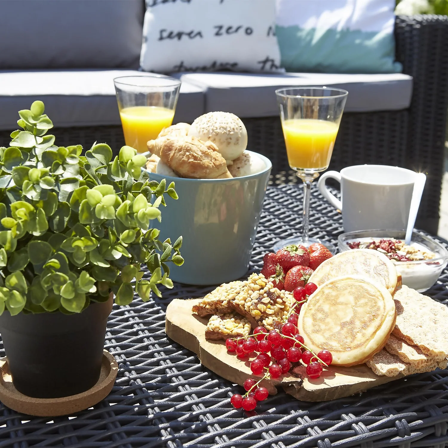 Keter California 5 Seater Outdoor Garden Furniture Lounge Set - Graphite With Grey Cushions - Image 5